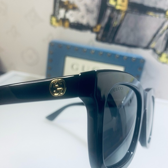 Gucci Women's Urban GG0326S GG/0326/S 001 Black Fashion Square Sunglasses 52mm - Picture 11 of 11